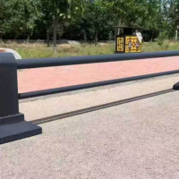 道路中央隔离护栏市政机非围栏人行路防撞安全栏杆交通分流防护栏