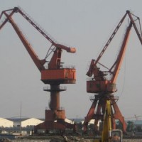 苏州二手码头吊回收  常熟张家港废旧岸桥起重机回收拆除